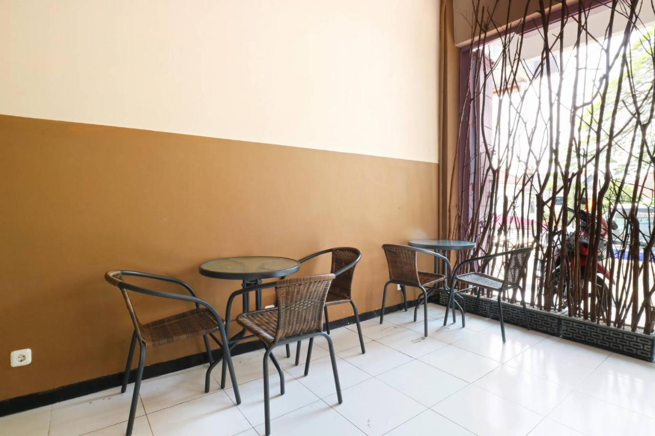 Asrama Backpacker Square Malang